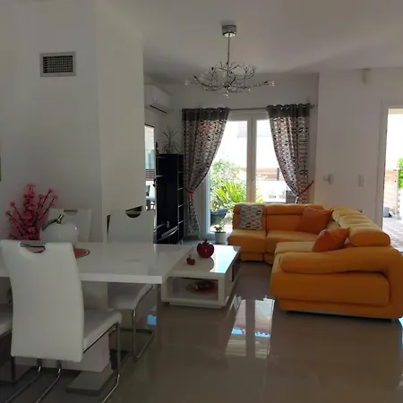 Matilda's House Διαμέρισμα *